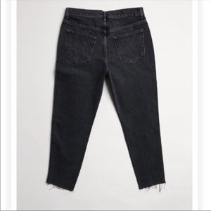 Zara 90’s cropped slim skater ripped jeans NWT